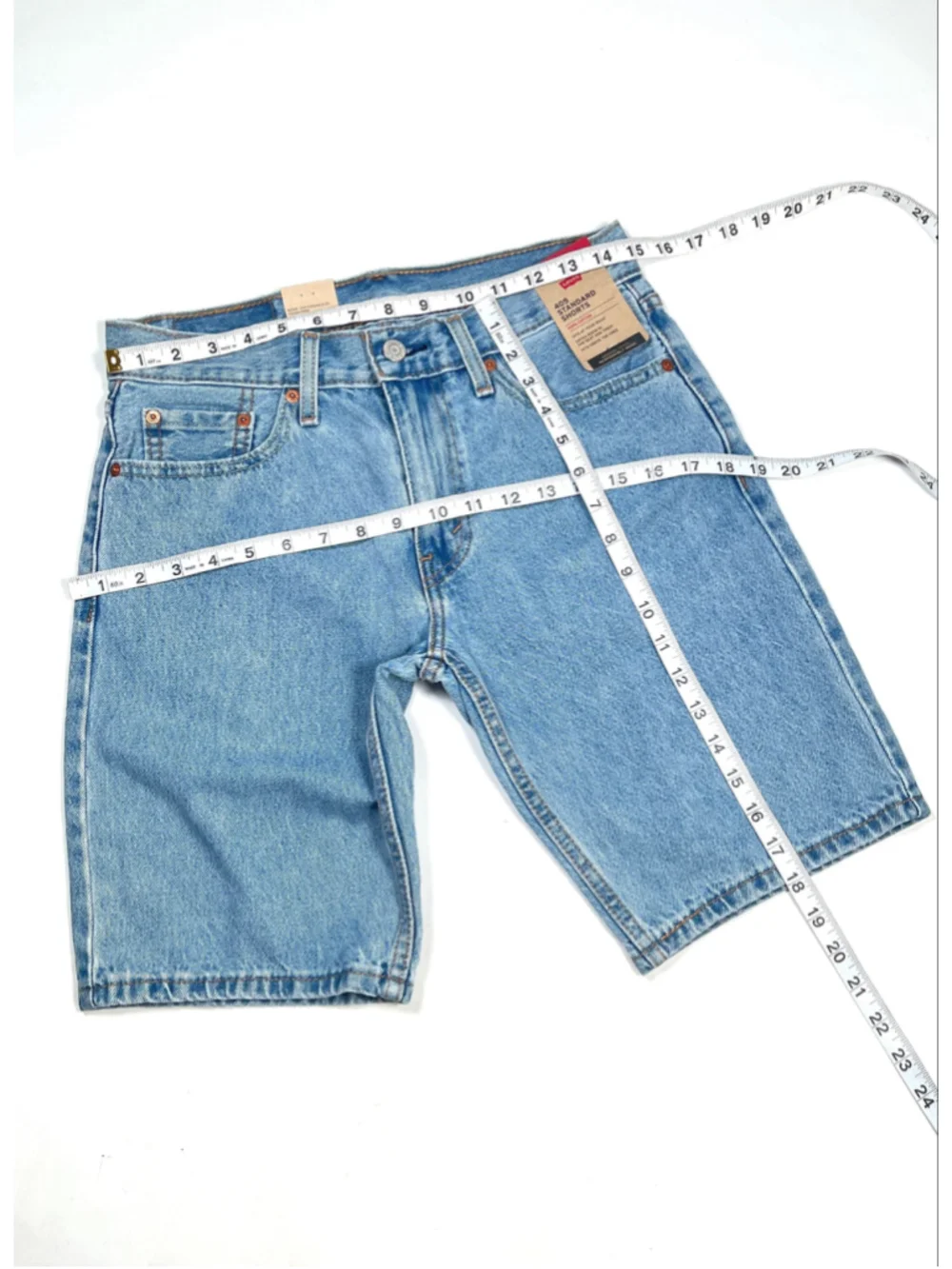 NWT Levi's Womans Jeans 405 Standard Jean Shorts, Blue, Waist 29 x 10
